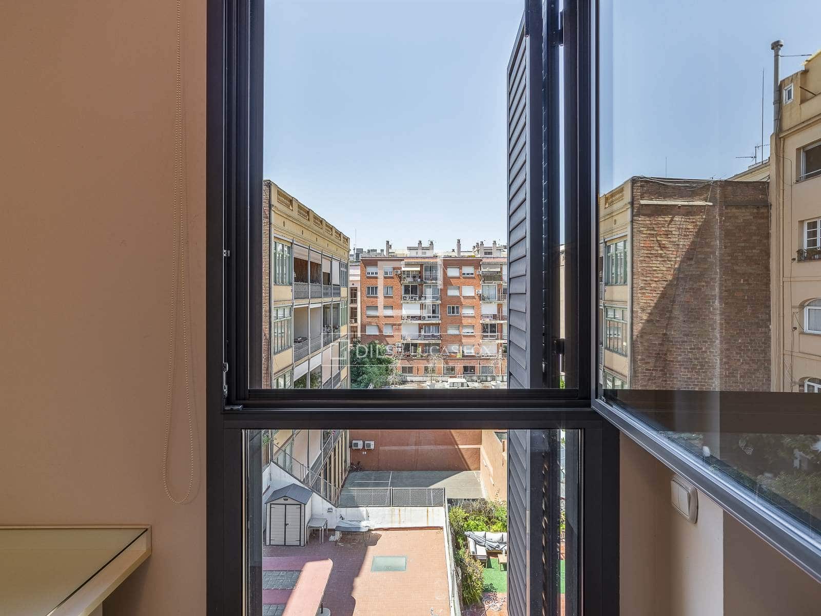2 soveværelse Lejlighed til salg i Barcelona by med garage - € 725.000 (Ref: 9971439)