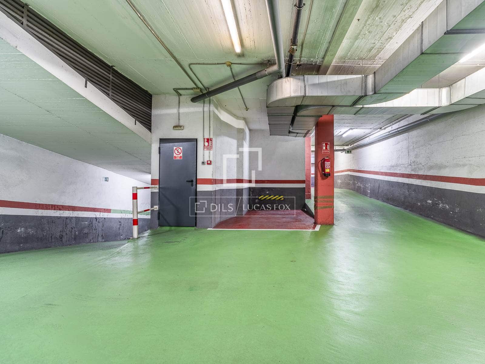 2 soveværelse Lejlighed til salg i Barcelona by med garage - € 725.000 (Ref: 9971439)