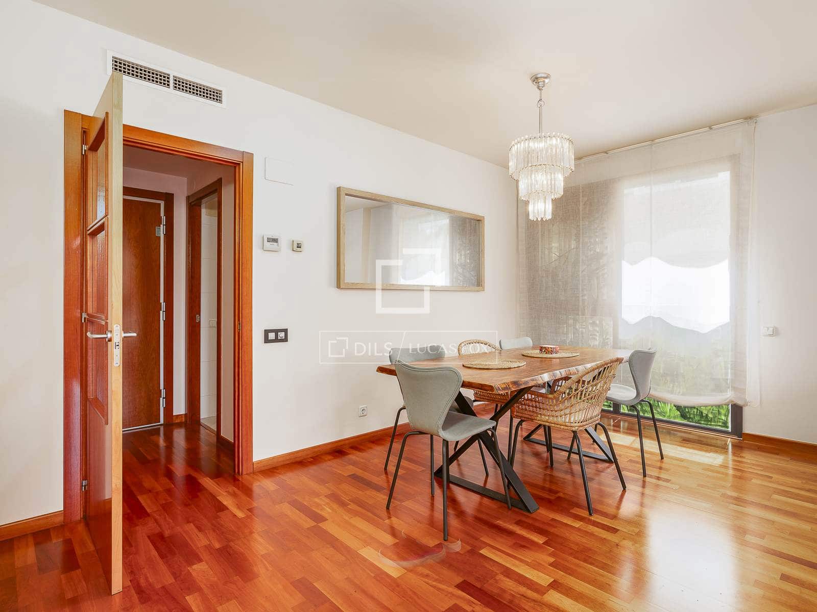 2 soveværelse Lejlighed til salg i Barcelona by med garage - € 725.000 (Ref: 9971439)