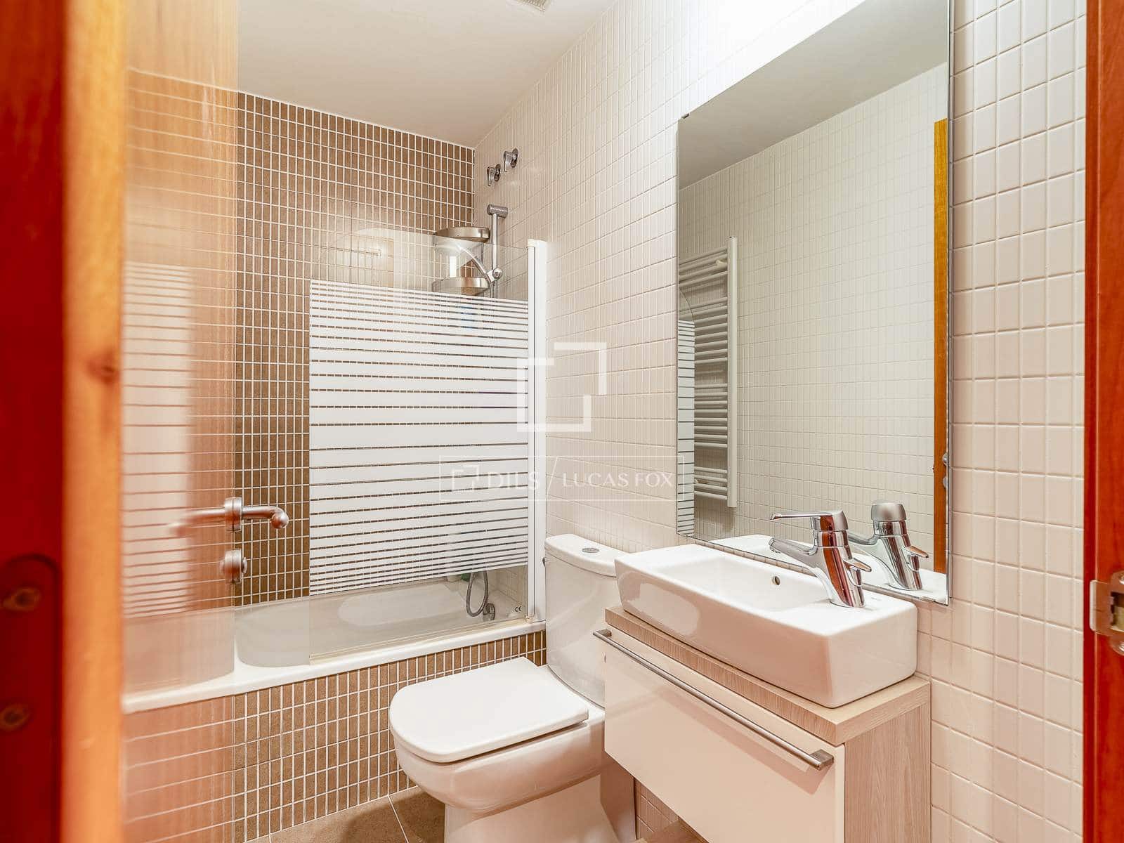 2 soveværelse Lejlighed til salg i Barcelona by med garage - € 725.000 (Ref: 9971439)
