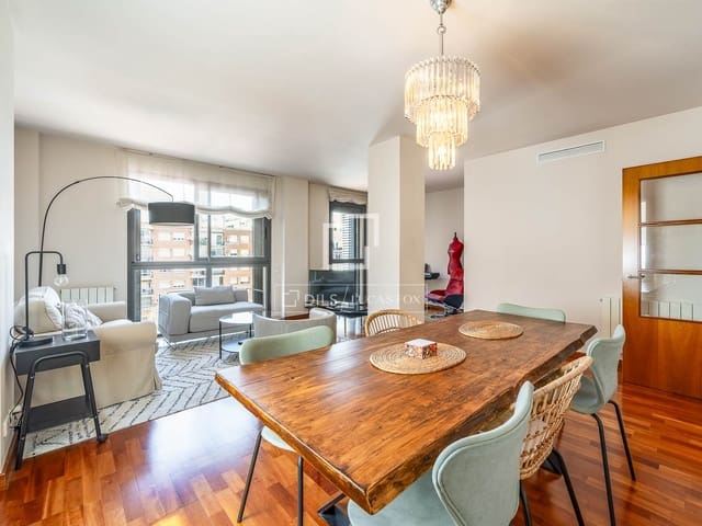 2 soverom Leilighet til salgs i Barcelona by med garasje - € 725 000 (Ref: 9971439)