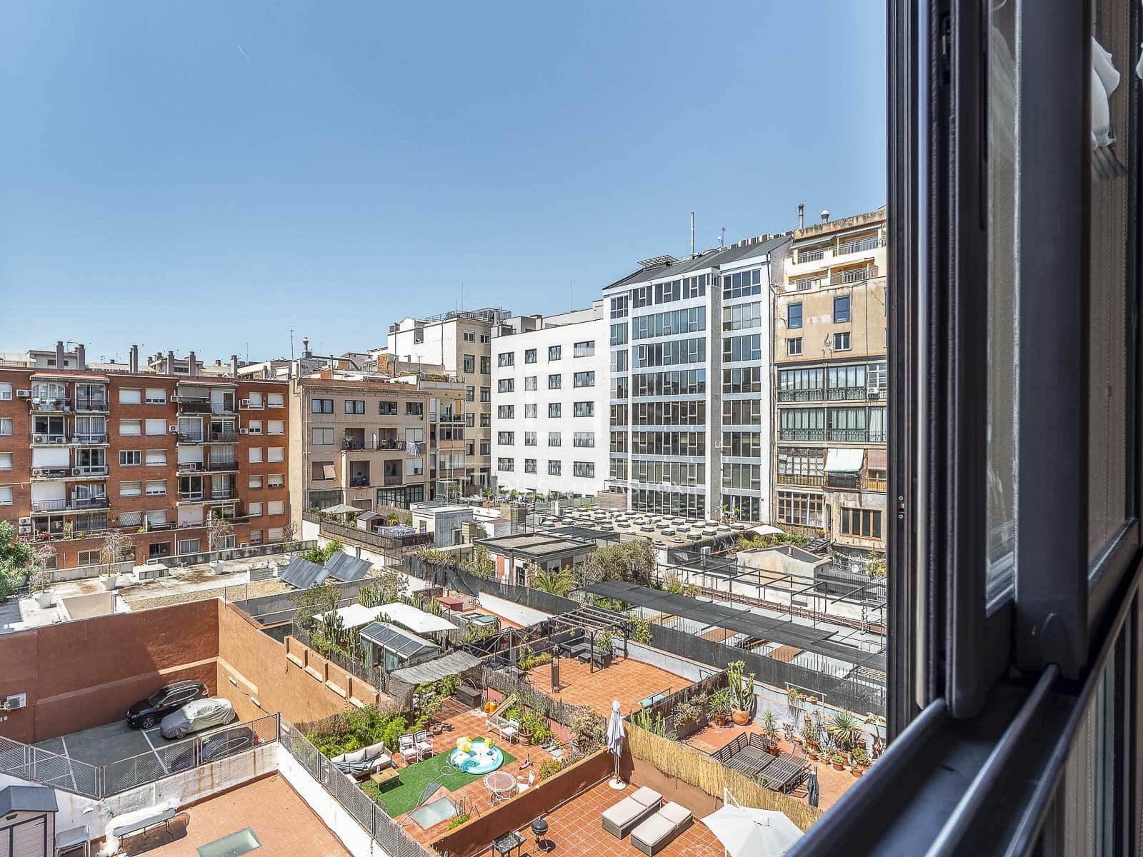 2 soveværelse Lejlighed til salg i Barcelona by med garage - € 725.000 (Ref: 9971439)