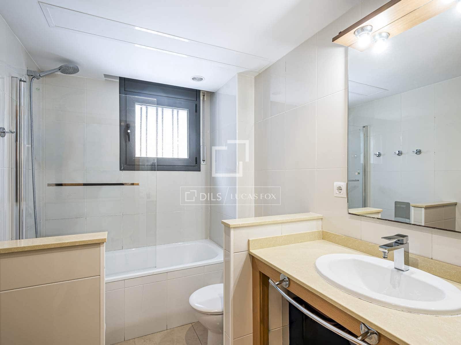 3 bedroom Apartment for sale in Castelldefels with garage - € 480,000 (Ref: 9971724)