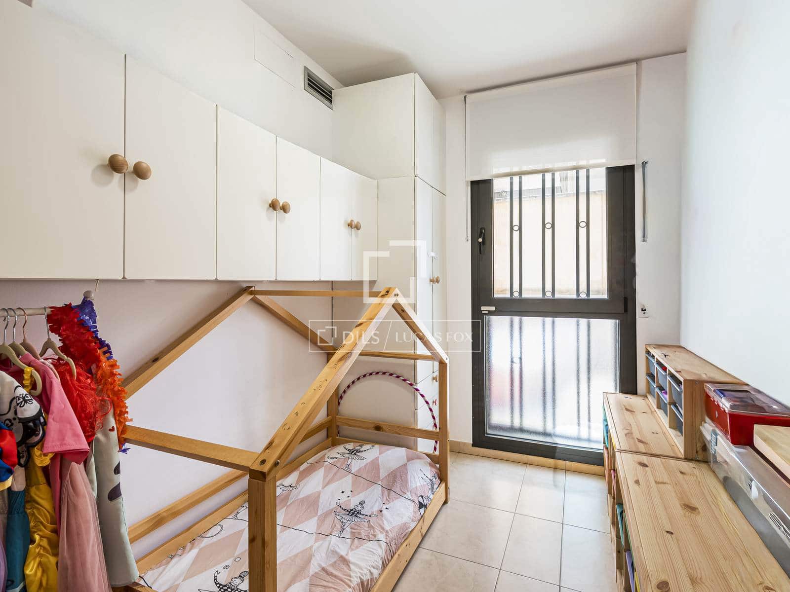 3 bedroom Apartment for sale in Castelldefels with garage - € 480,000 (Ref: 9971724)