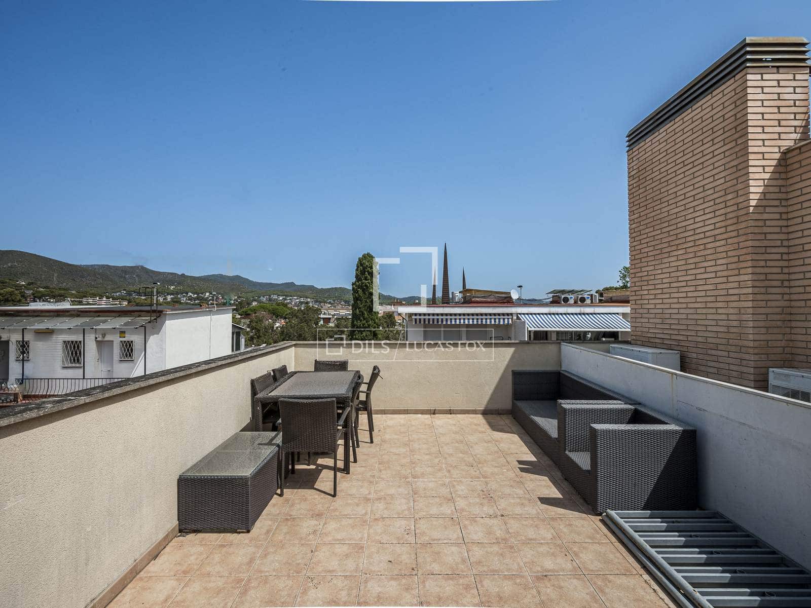3 bedroom Apartment for sale in Castelldefels with garage - € 480,000 (Ref: 9971724)