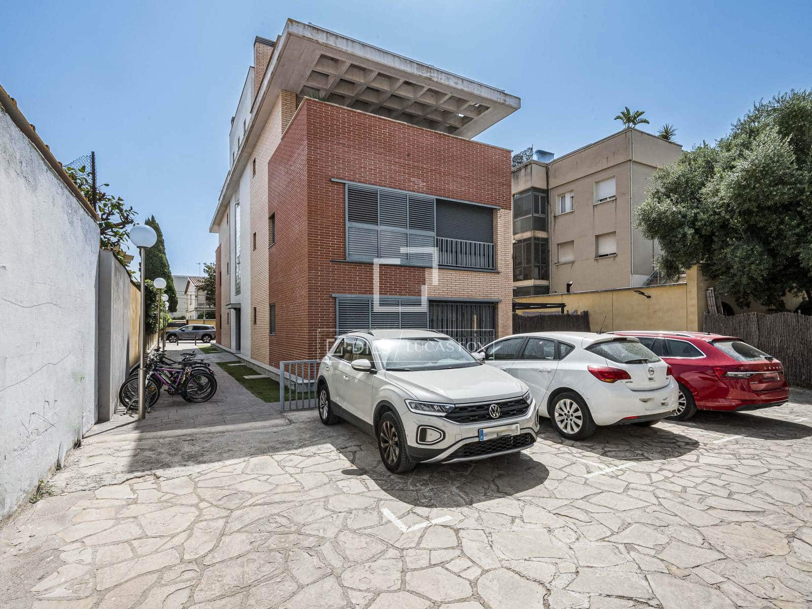 3 bedroom Apartment for sale in Castelldefels with garage - € 480,000 (Ref: 9971724)