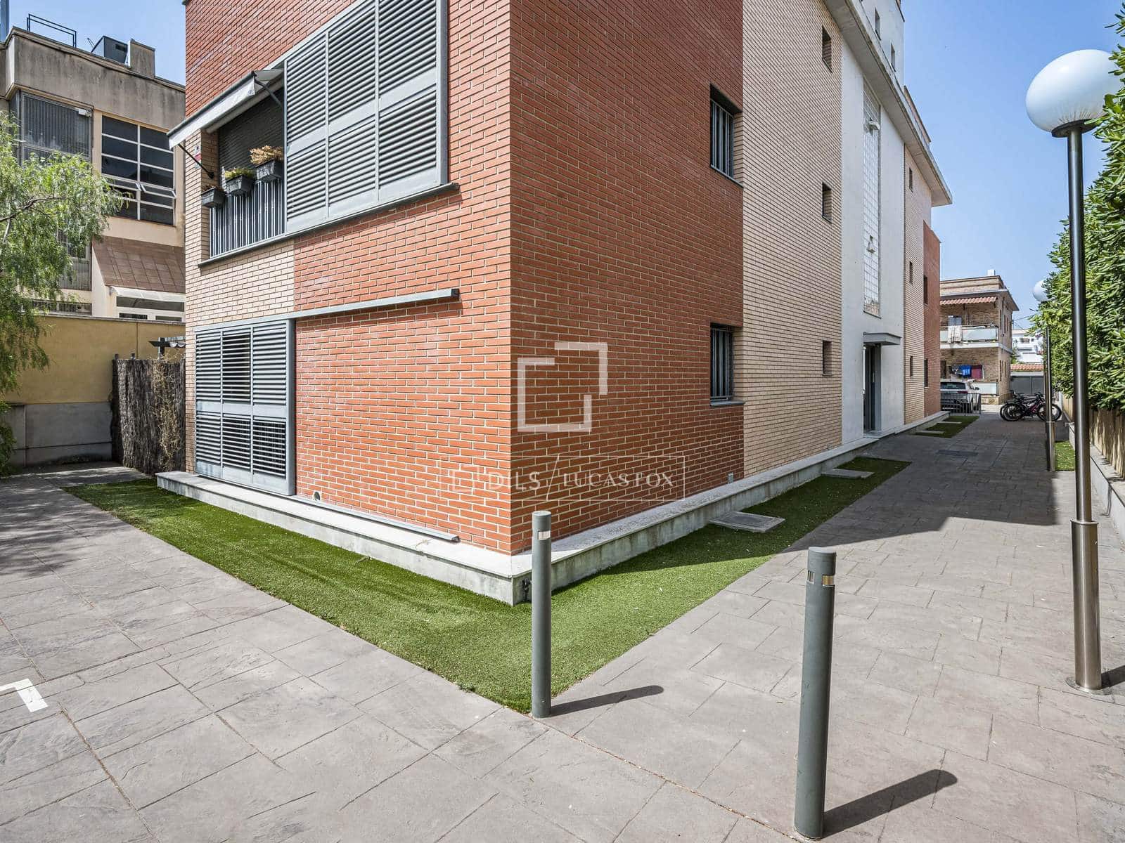 3 bedroom Apartment for sale in Castelldefels with garage - € 480,000 (Ref: 9971724)