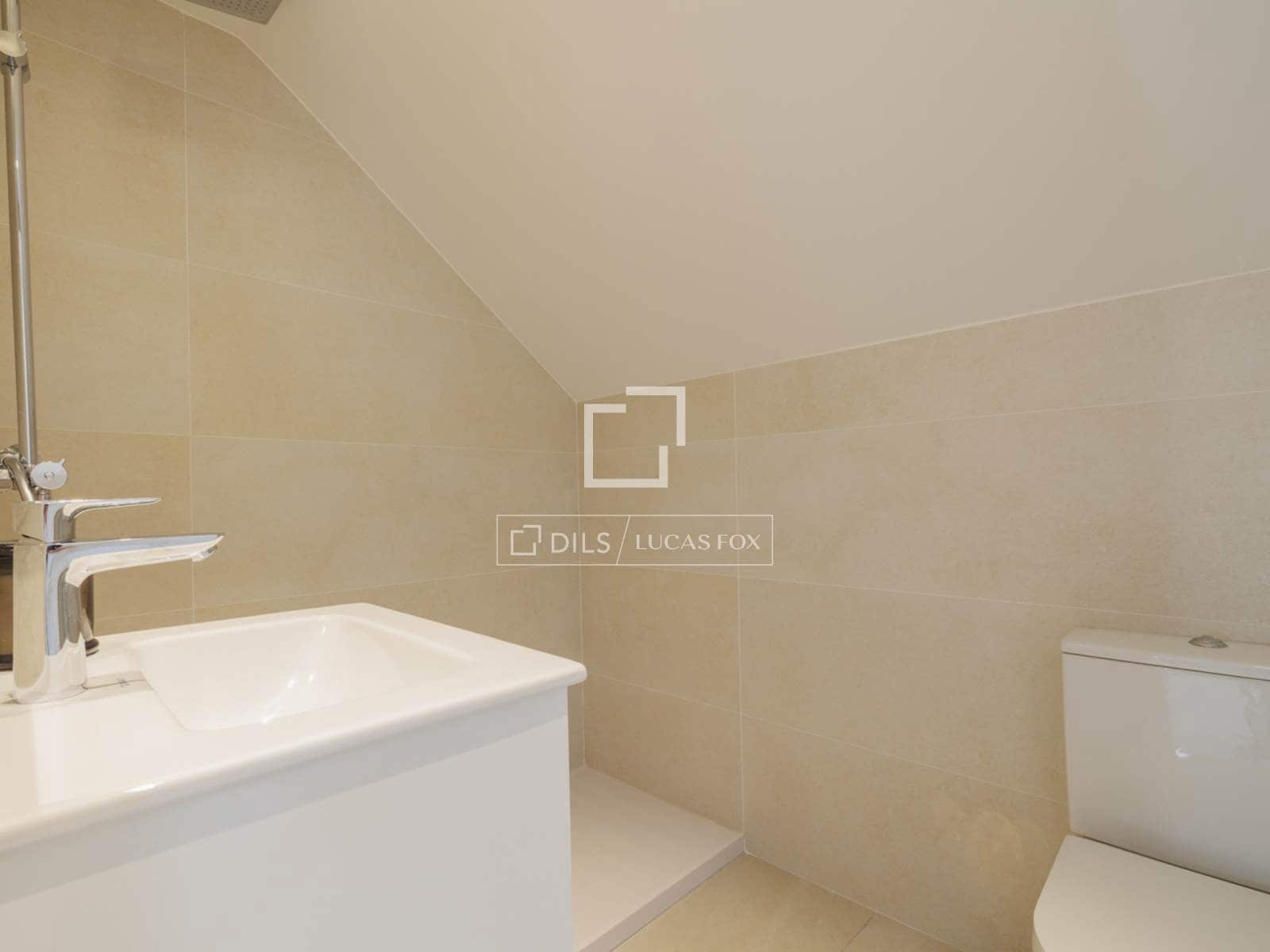 4 slaapkamer Villa te koop in Pozuelo de Alarcon met zwembad garage - € 1.680.000 (Ref: 9972234)