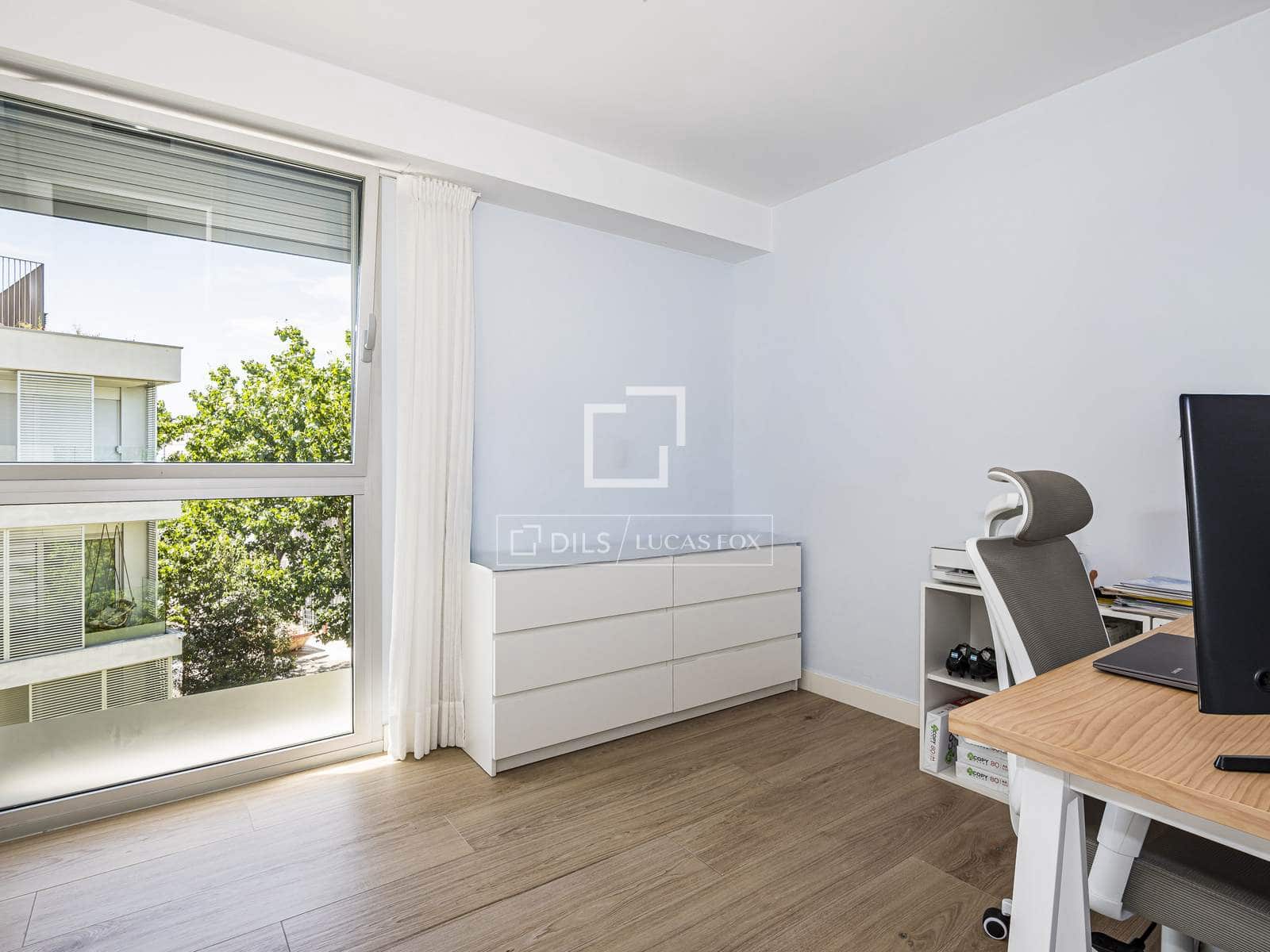 5 bedroom Apartment for sale in Sant Cugat del Valles with pool garage - € 1,565,000 (Ref: 9972235)