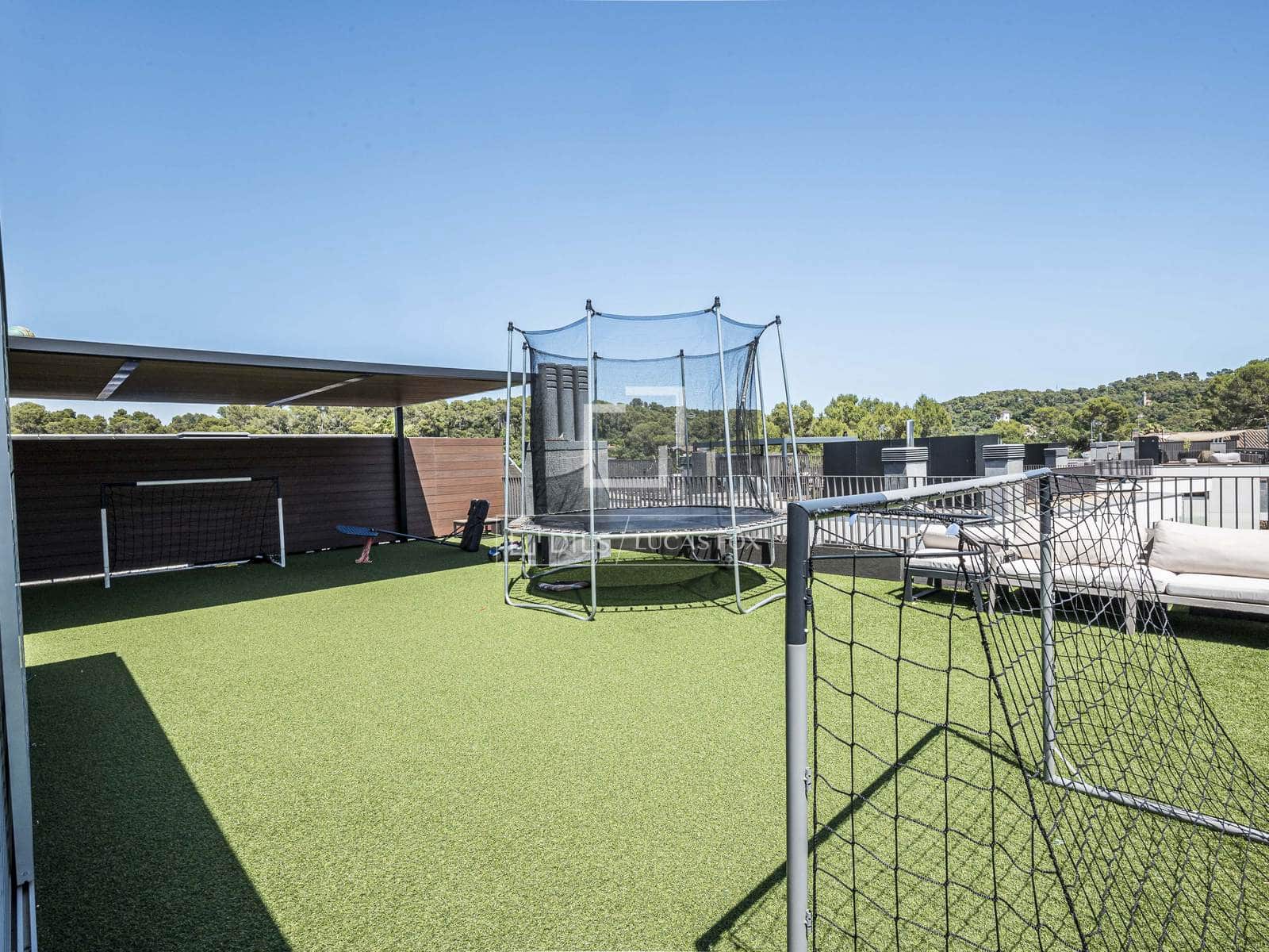 5 bedroom Apartment for sale in Sant Cugat del Valles with pool garage - € 1,565,000 (Ref: 9972235)