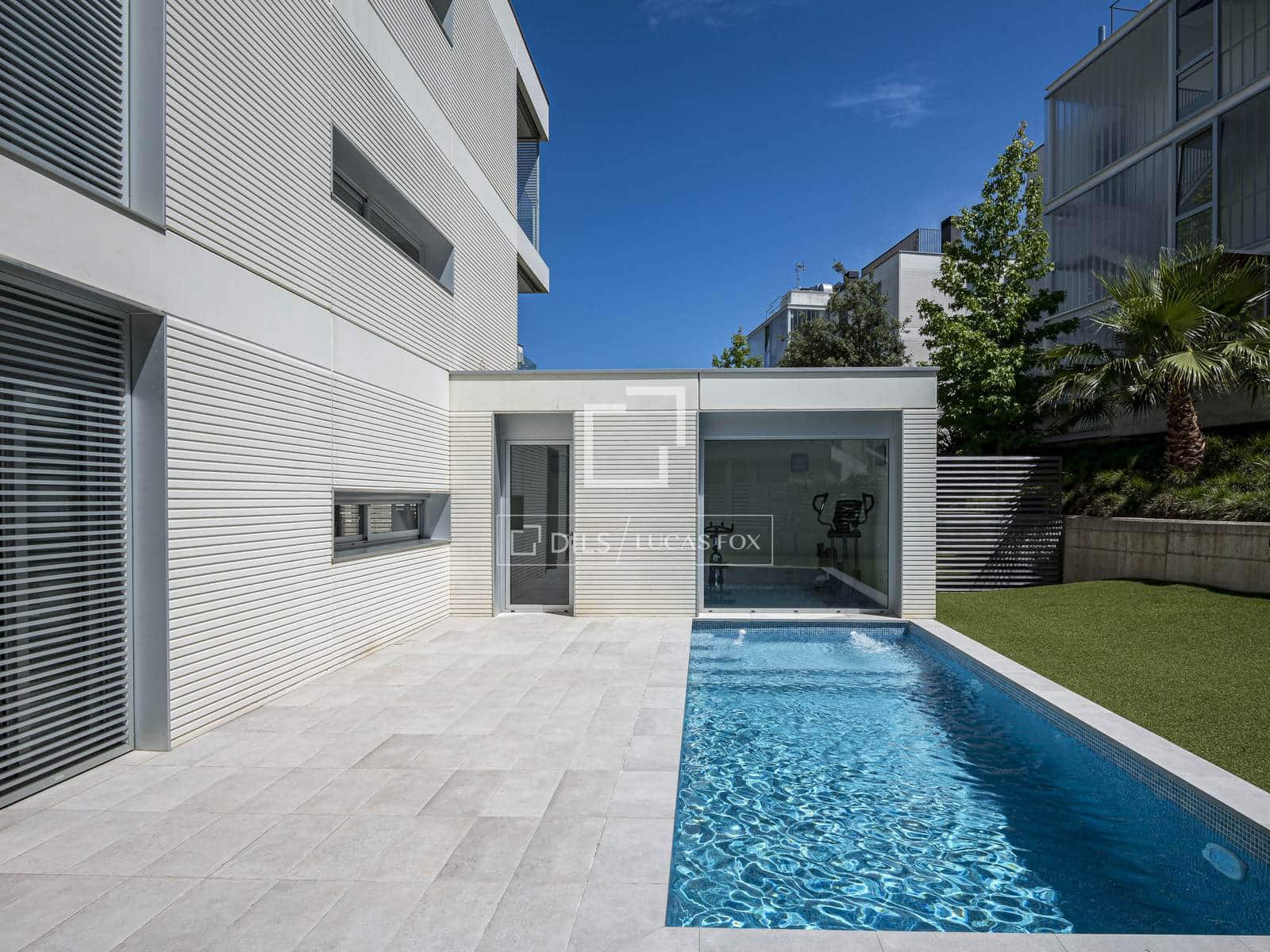 5 bedroom Apartment for sale in Sant Cugat del Valles with pool garage - € 1,565,000 (Ref: 9972235)
