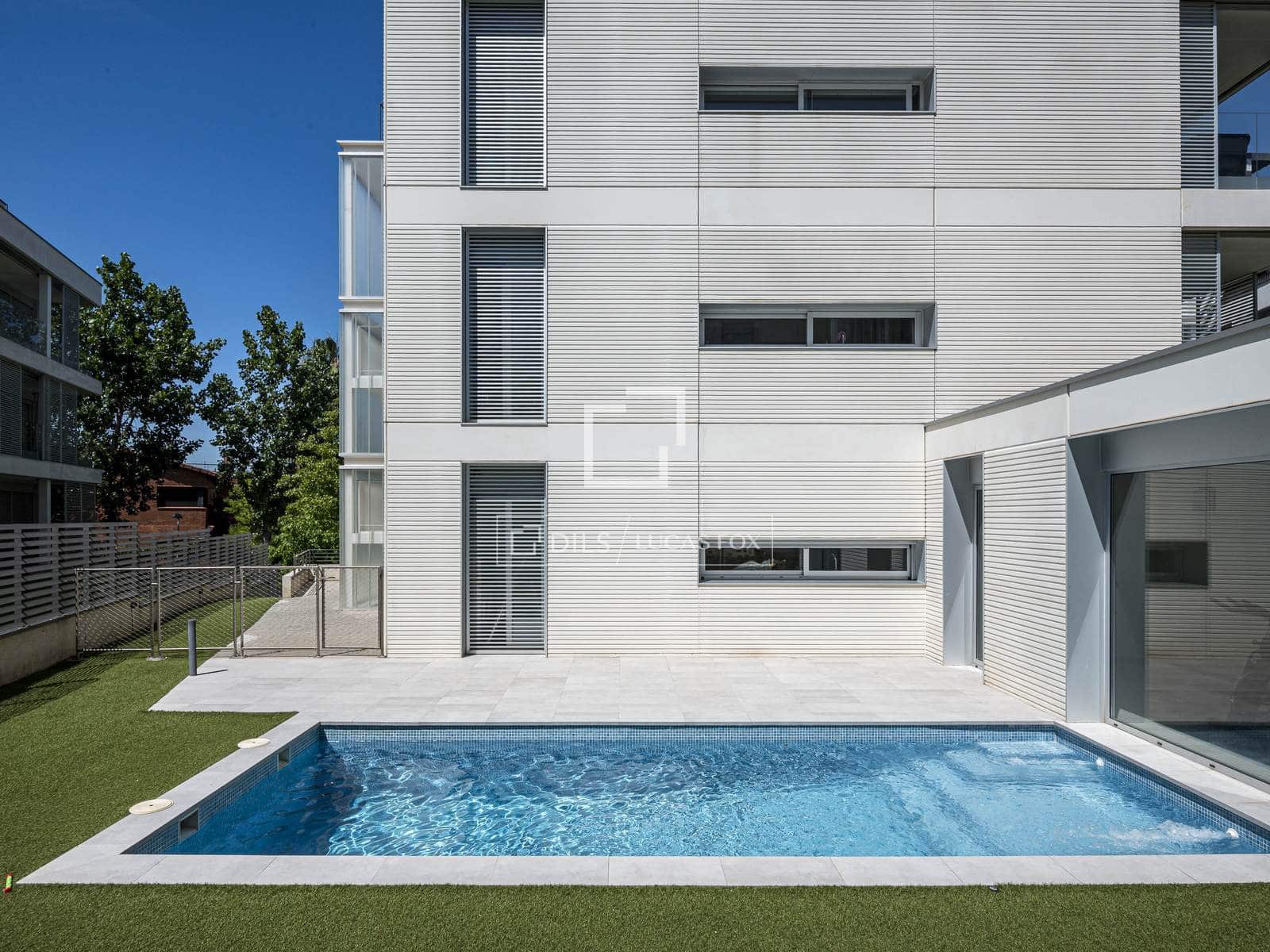 5 bedroom Apartment for sale in Sant Cugat del Valles with pool garage - € 1,565,000 (Ref: 9972235)