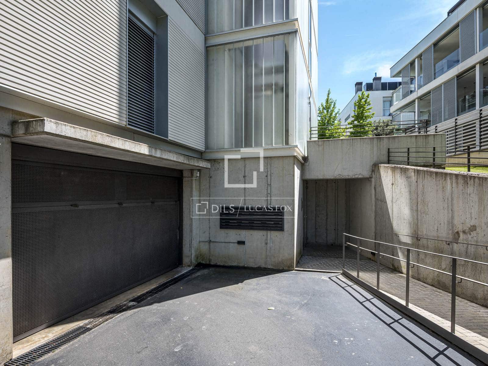 5 bedroom Apartment for sale in Sant Cugat del Valles with pool garage - € 1,565,000 (Ref: 9972235)
