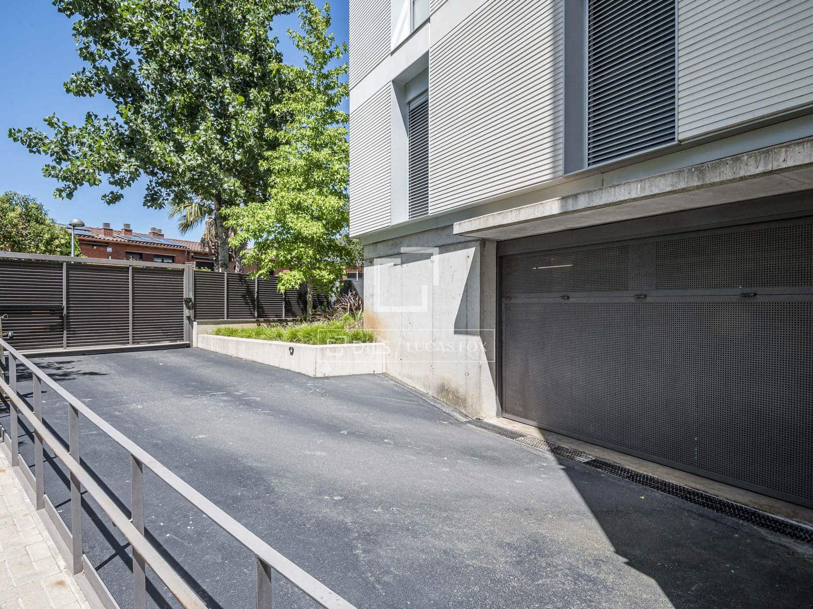 5 bedroom Apartment for sale in Sant Cugat del Valles with pool garage - € 1,565,000 (Ref: 9972235)
