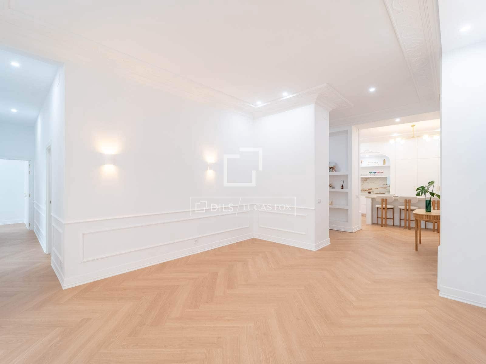 Apartamento de 4 habitaciones en València ciudad en venta - 750.000 € (Ref: 9972236)