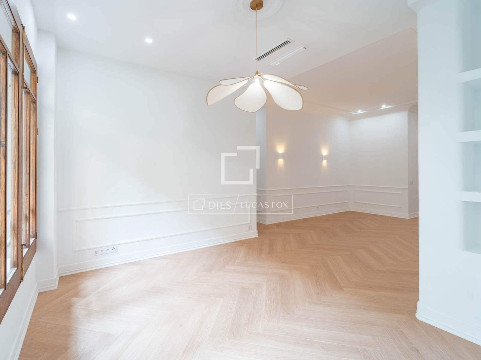 Apartamento de 4 habitaciones en València ciudad en venta - 750.000 € (Ref: 9972236)