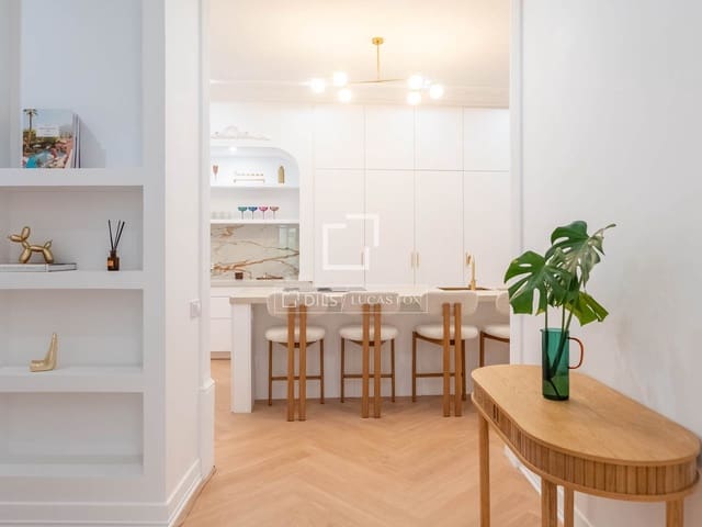 4 soveværelse Lejlighed til salg i Valencia by - € 750.000 (Ref: 9972236)