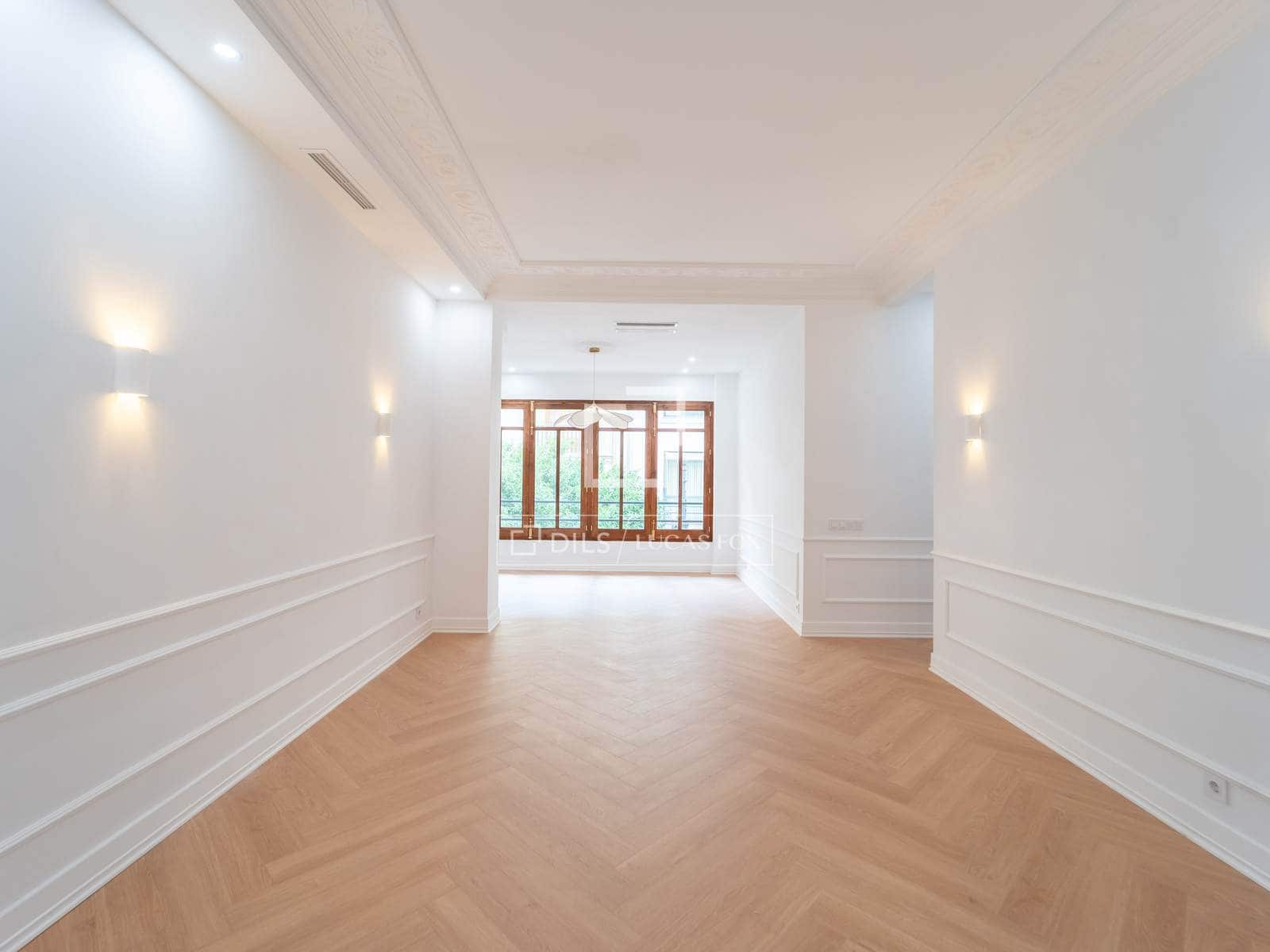 Apartamento de 4 habitaciones en València ciudad en venta - 750.000 € (Ref: 9972236)