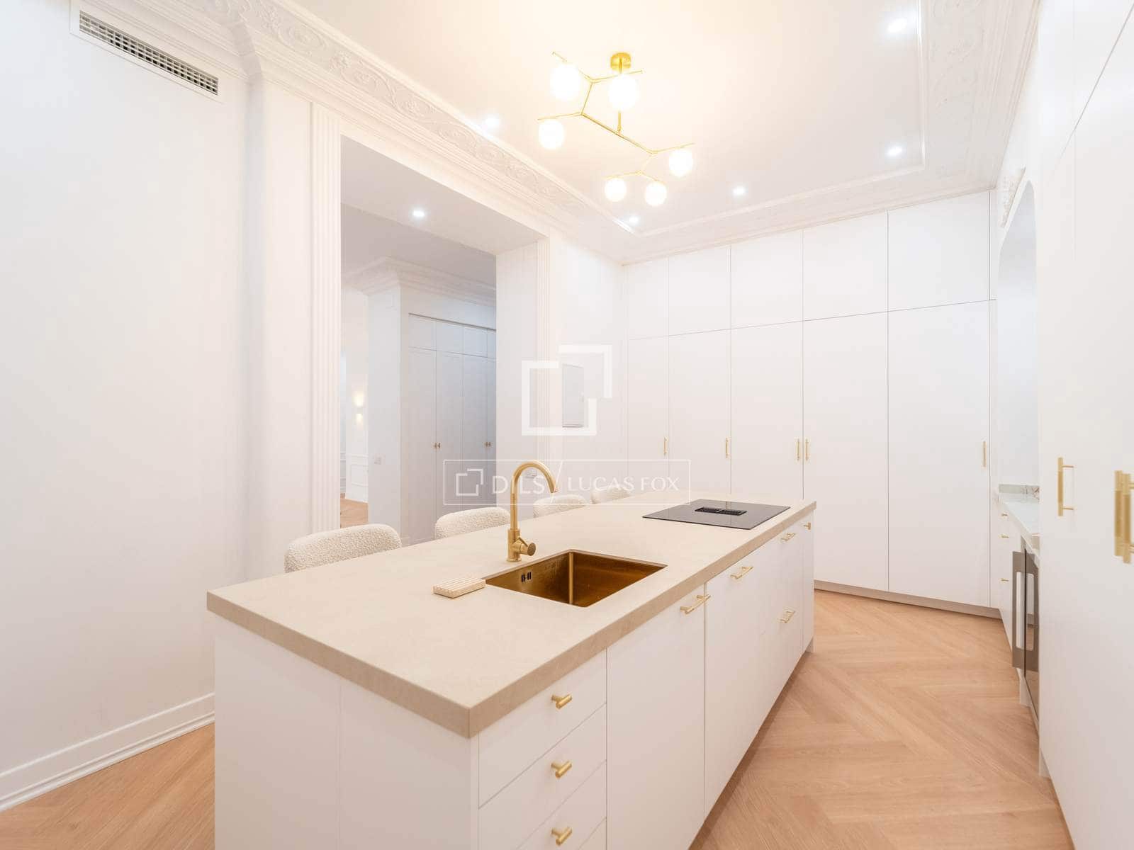 Apartamento de 4 habitaciones en València ciudad en venta - 750.000 € (Ref: 9972236)
