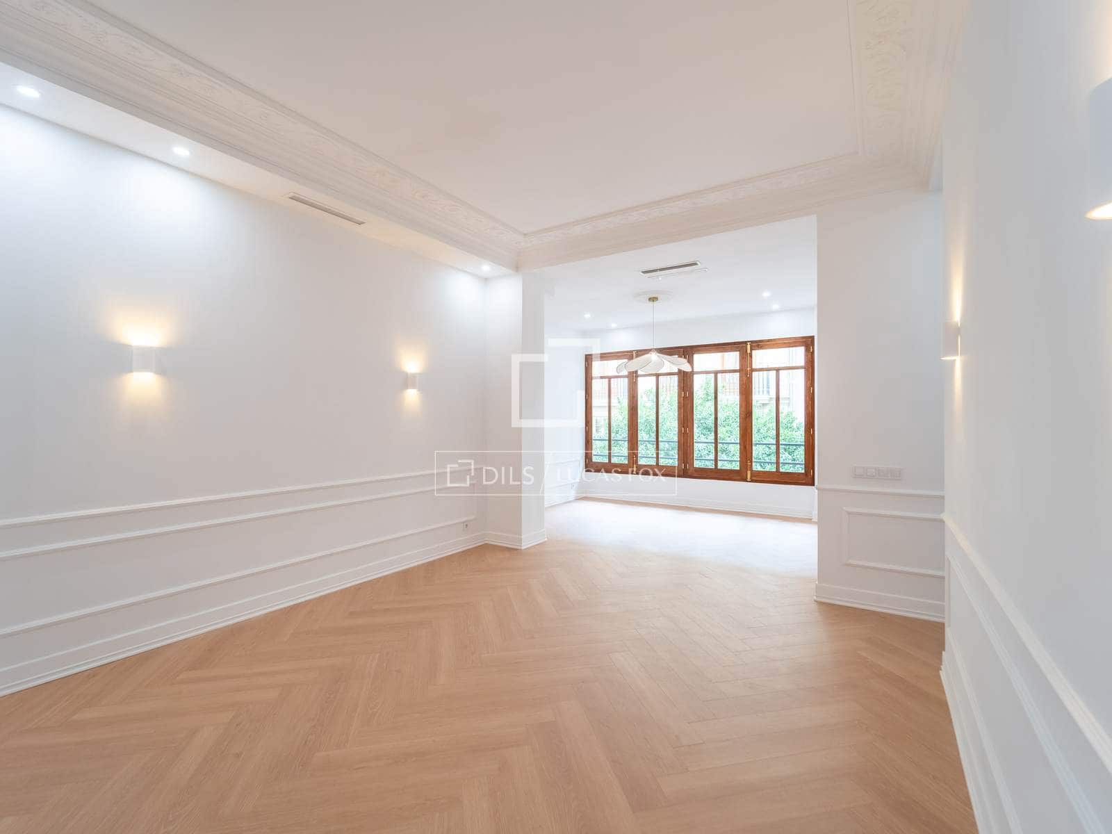 Apartamento de 4 habitaciones en València ciudad en venta - 750.000 € (Ref: 9972236)