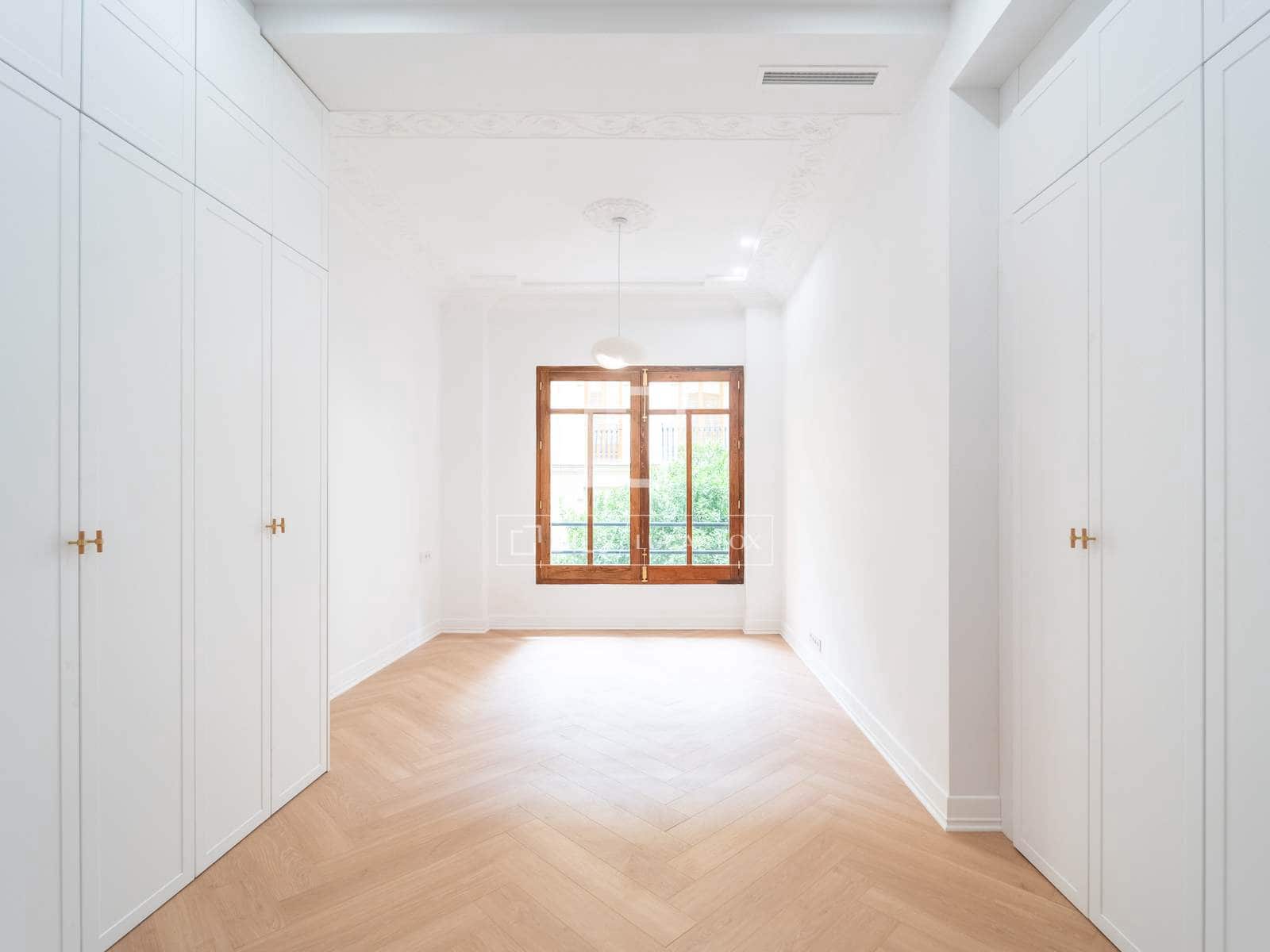 Apartamento de 4 habitaciones en València ciudad en venta - 750.000 € (Ref: 9972236)