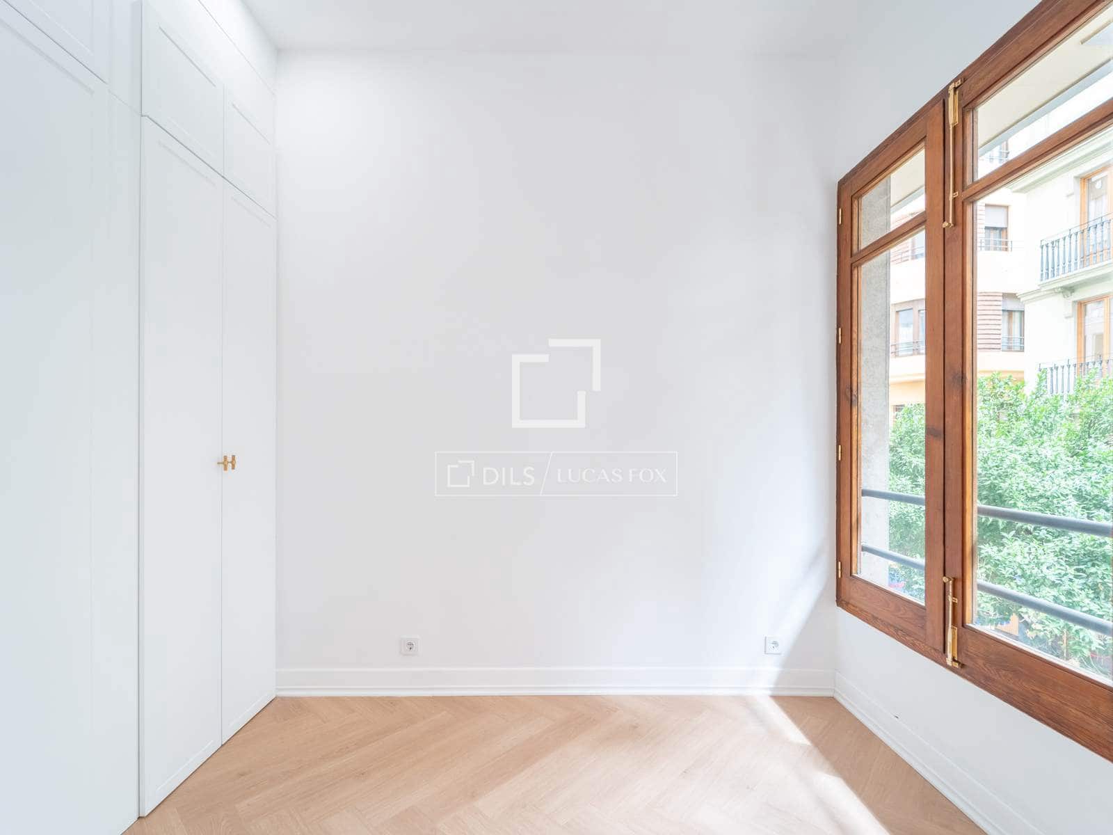 Apartamento de 4 habitaciones en València ciudad en venta - 750.000 € (Ref: 9972236)
