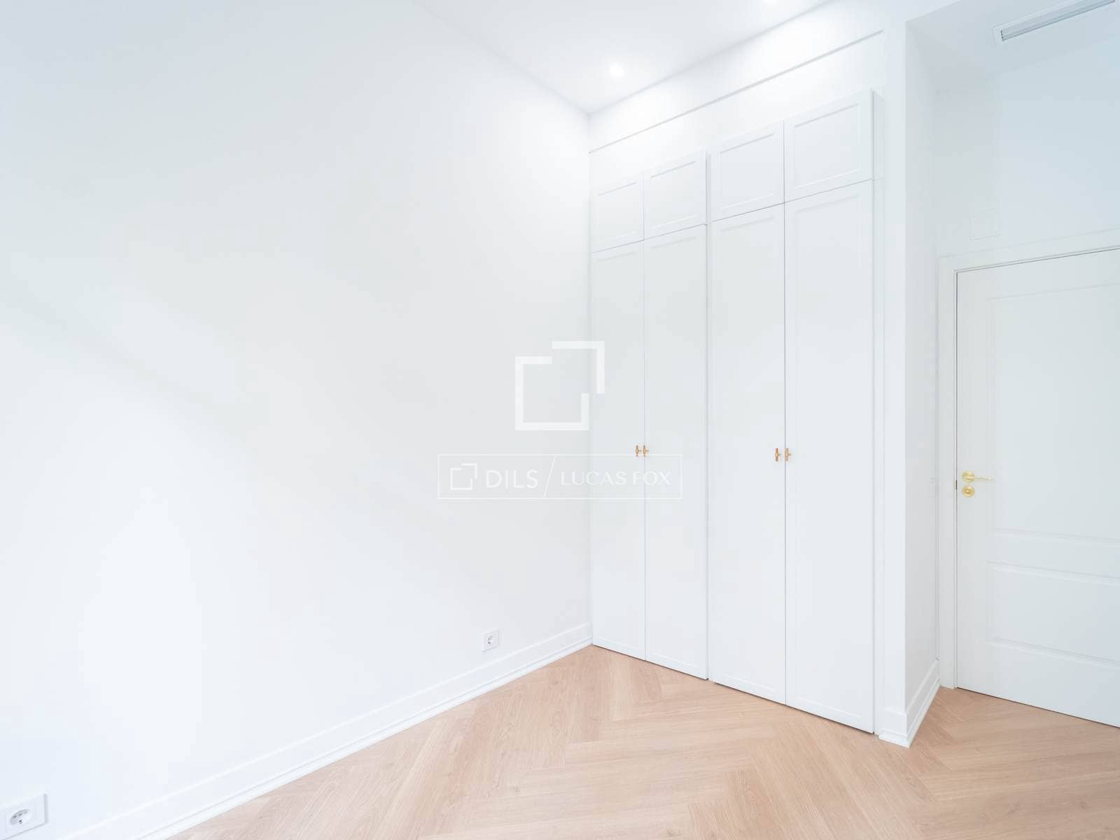 Apartamento de 4 habitaciones en València ciudad en venta - 750.000 € (Ref: 9972236)