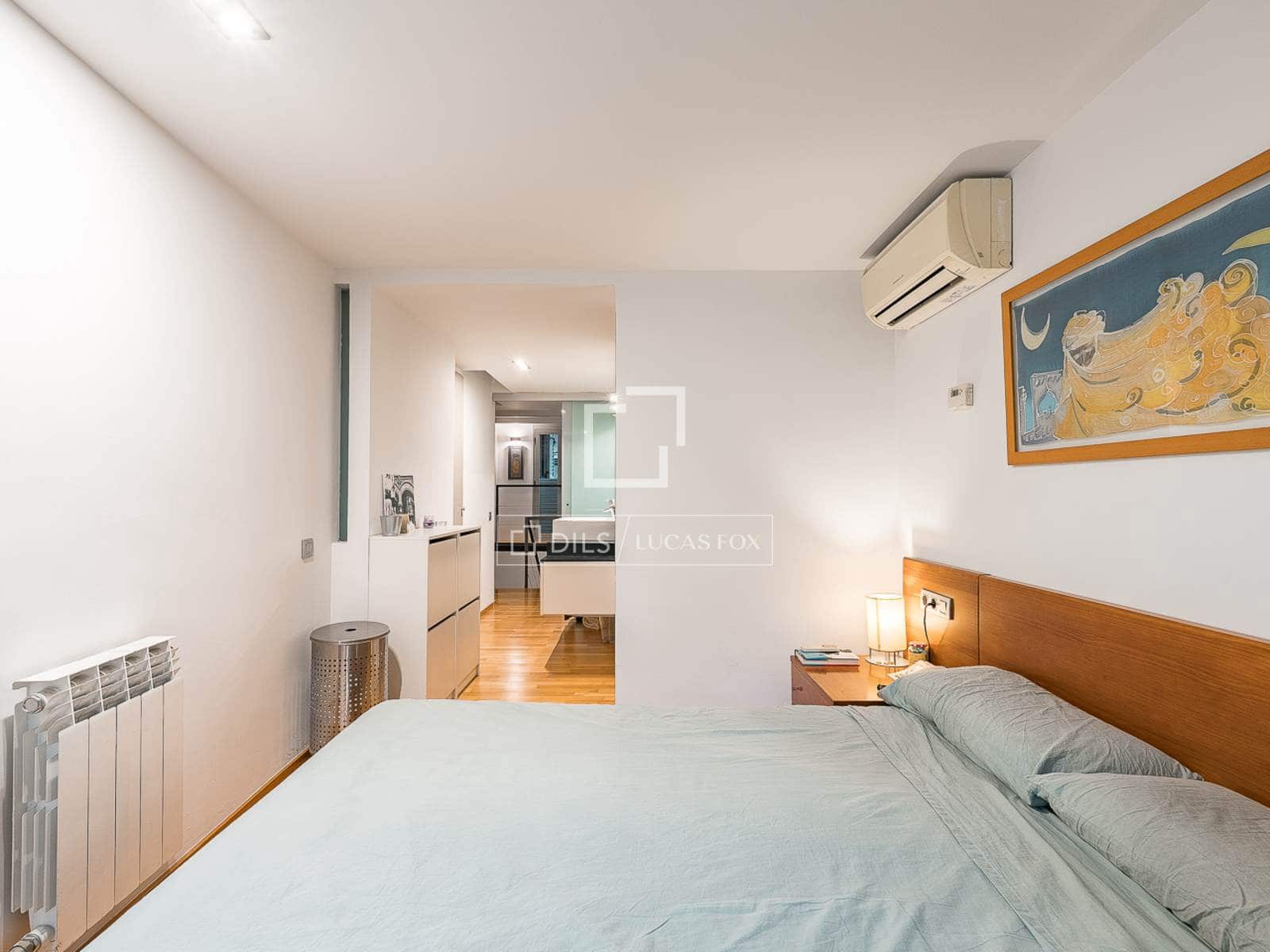 3 bedroom Villa for sale in Barcelona city with pool - € 1,040,000 (Ref: 9972237)