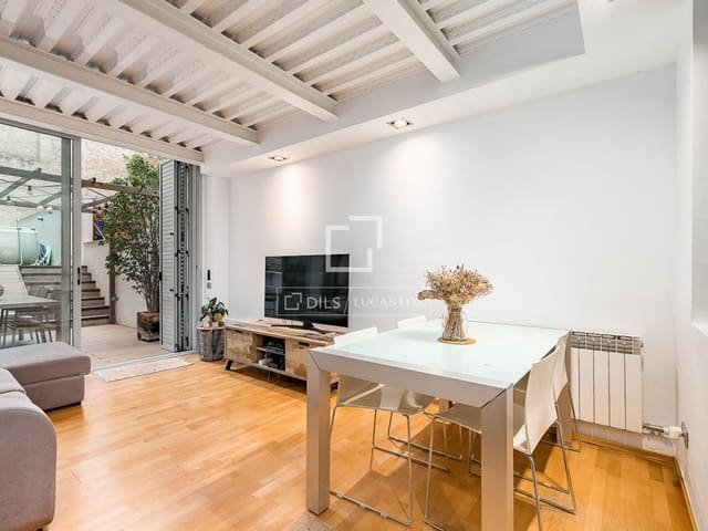 3 soveværelse Villa til salg i Barcelona by med swimmingpool - € 1.040.000 (Ref: 9972237)