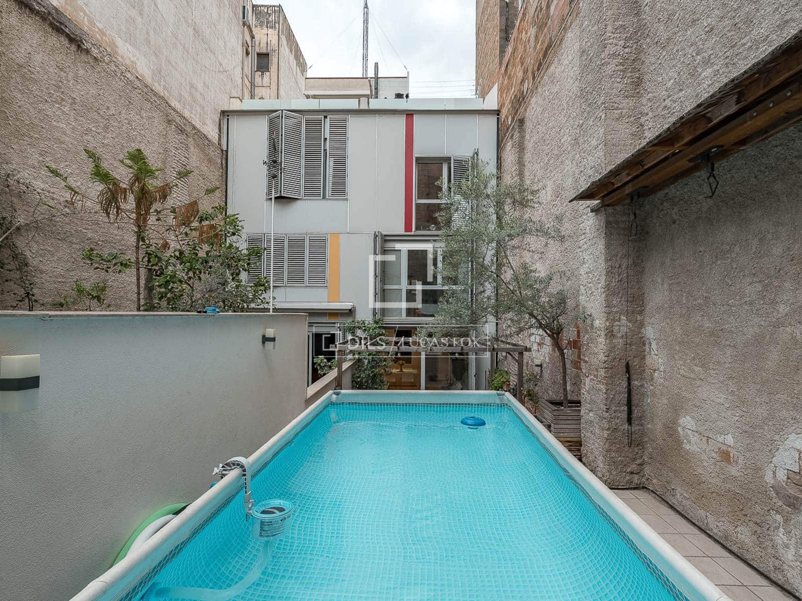 3 bedroom Villa for sale in Barcelona city with pool - € 1,040,000 (Ref: 9972237)