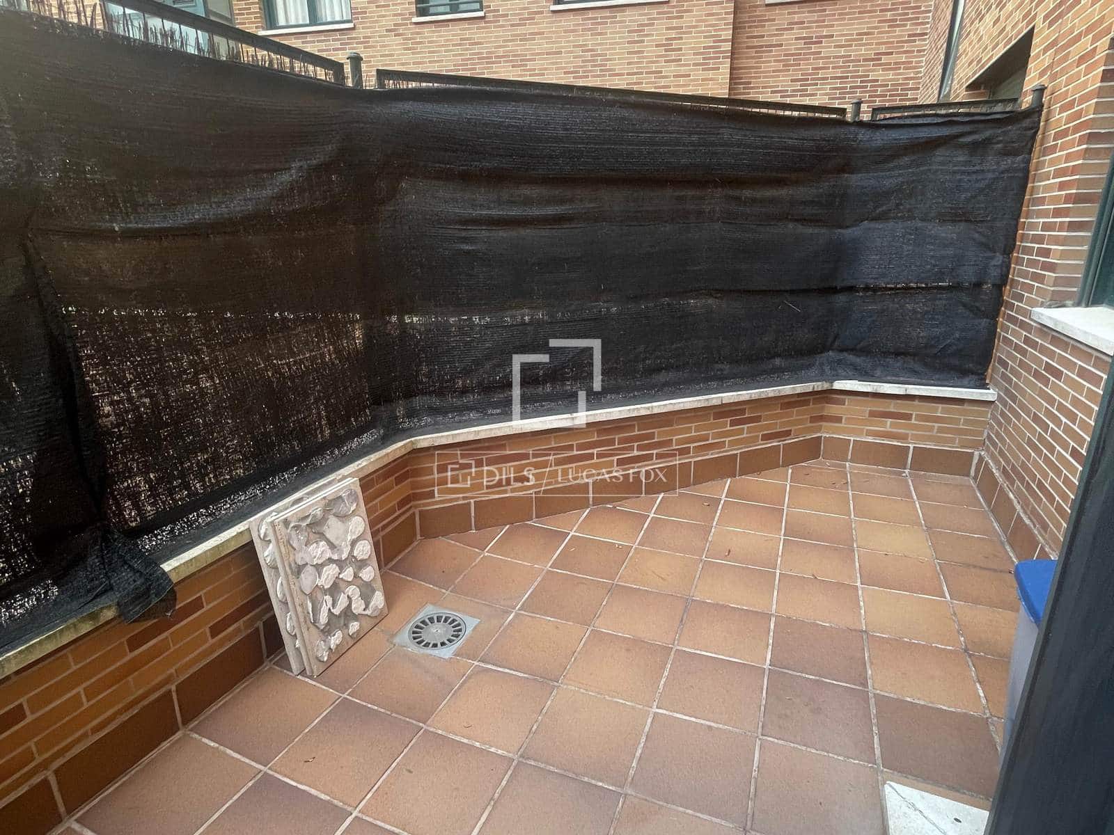 2 bedroom Apartment for rent in Madrid city with pool garage - € 2,250 (Ref: 9973584)