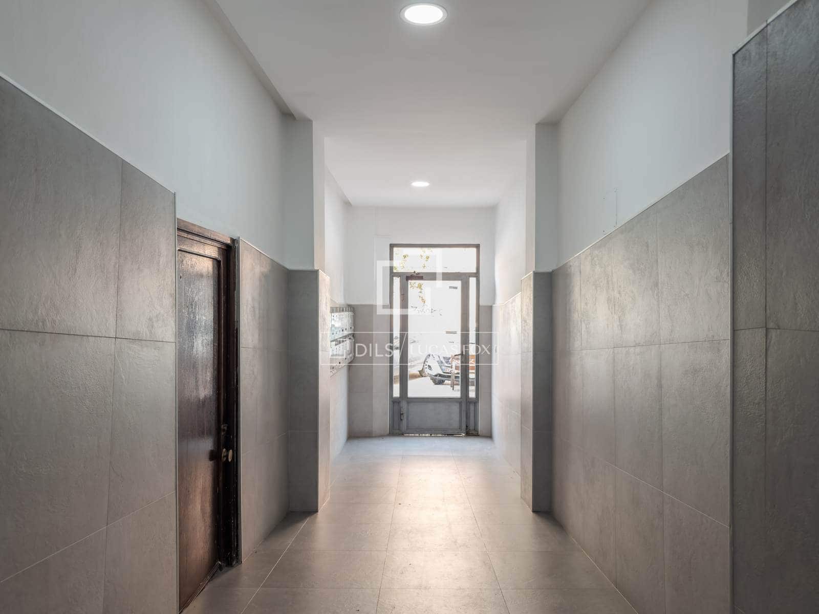 2 quarto Penthouse para arrendar em Valencia cidade - 1 500 € (Ref: 9973803)