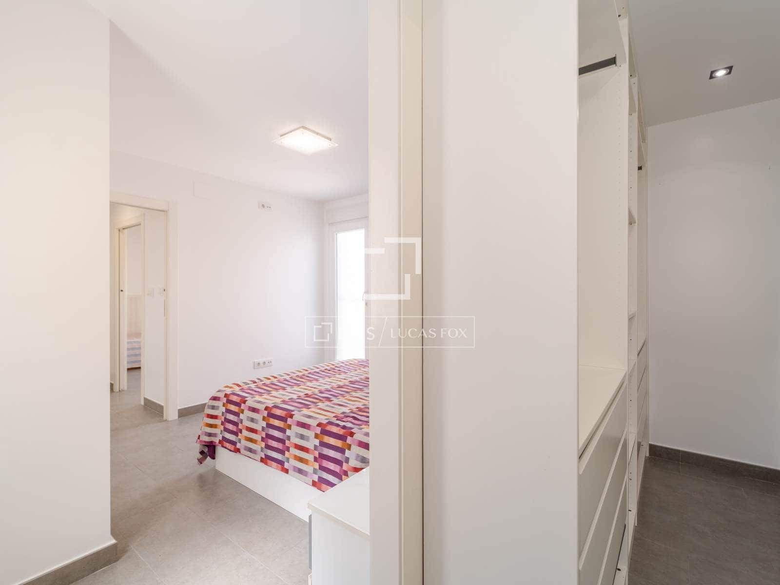 2 quarto Penthouse para arrendar em Valencia cidade - 1 500 € (Ref: 9973803)