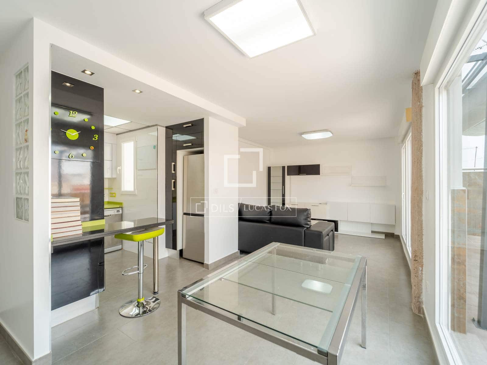 2 quarto Penthouse para arrendar em Valencia cidade - 1 500 € (Ref: 9973803)