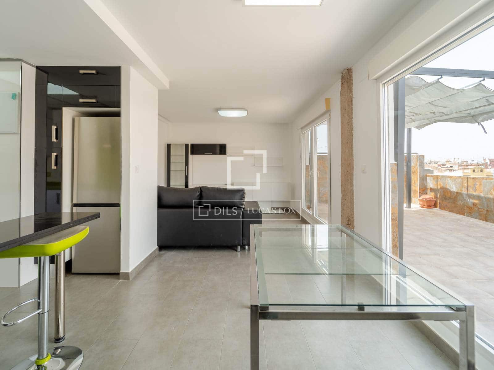 2 quarto Penthouse para arrendar em Valencia cidade - 1 500 € (Ref: 9973803)