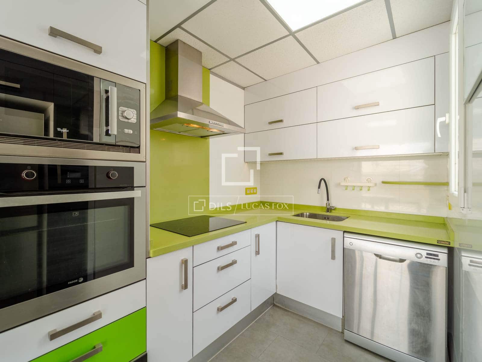 2 quarto Penthouse para arrendar em Valencia cidade - 1 500 € (Ref: 9973803)