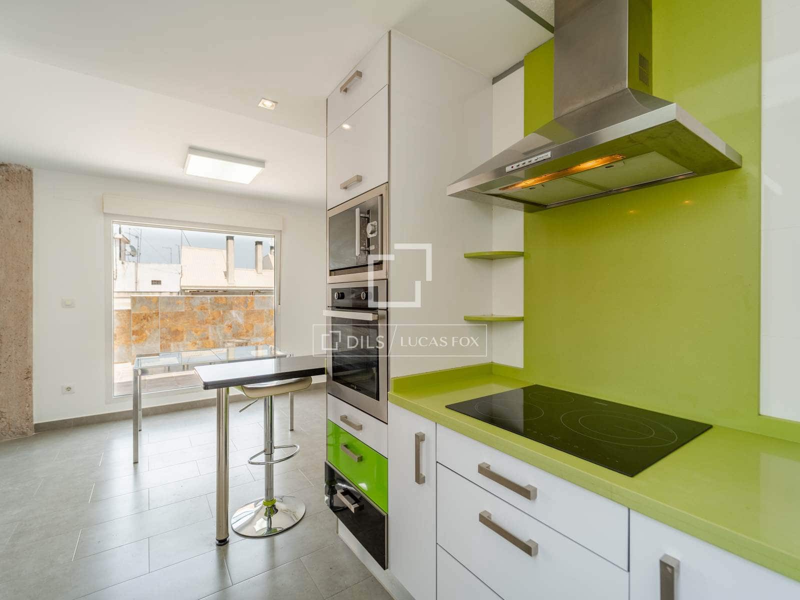 2 quarto Penthouse para arrendar em Valencia cidade - 1 500 € (Ref: 9973803)