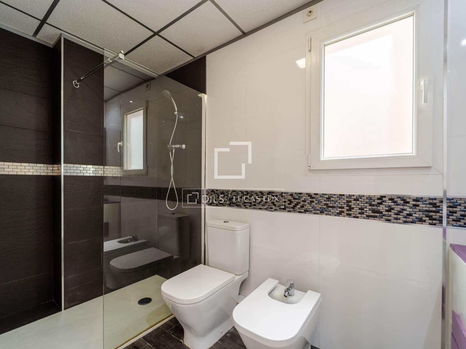 2 quarto Penthouse para arrendar em Valencia cidade - 1 500 € (Ref: 9973803)