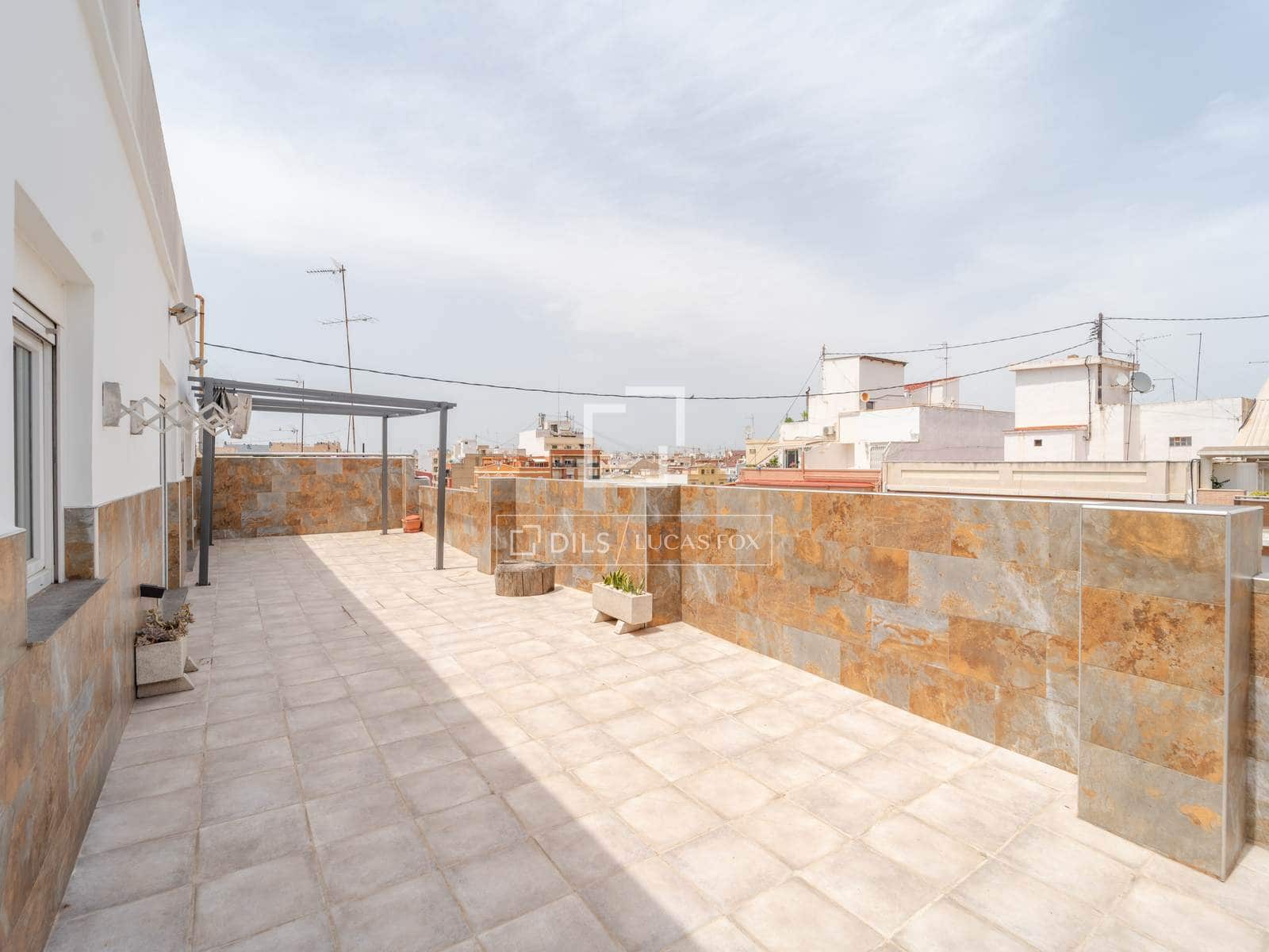 2 quarto Penthouse para arrendar em Valencia cidade - 1 500 € (Ref: 9973803)