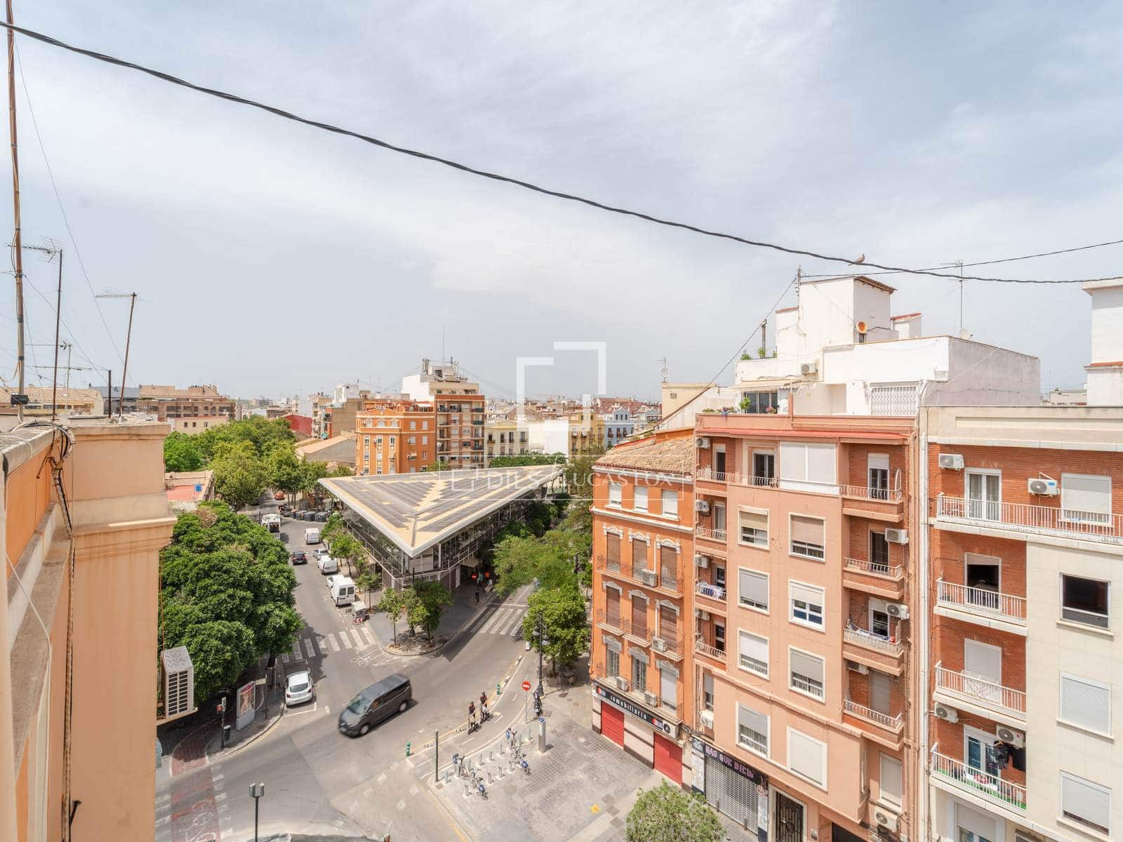 2 quarto Penthouse para arrendar em Valencia cidade - 1 500 € (Ref: 9973803)