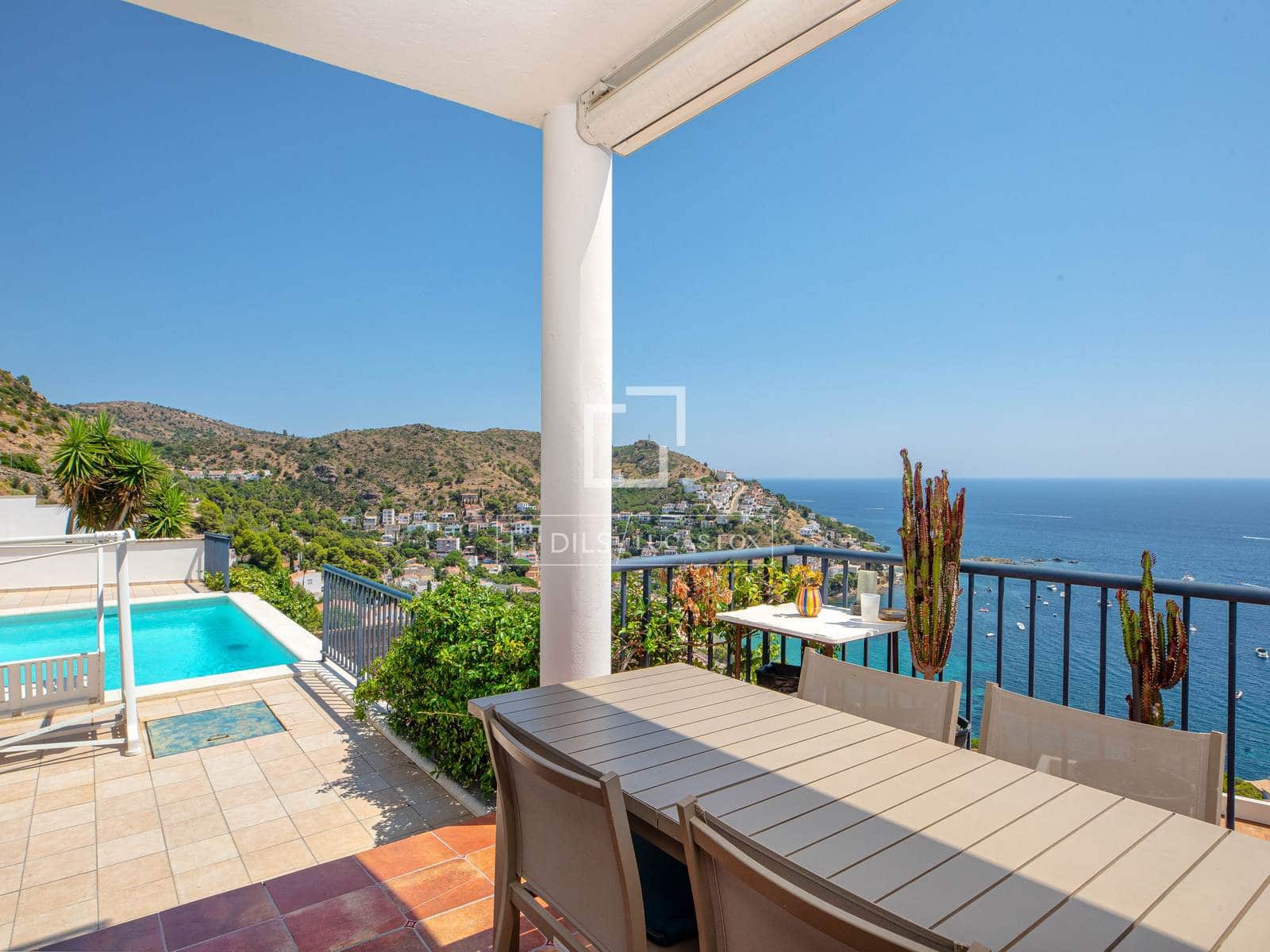 3 bedroom Villa for sale in Roses with pool garage - € 980,000 (Ref: 9973967)