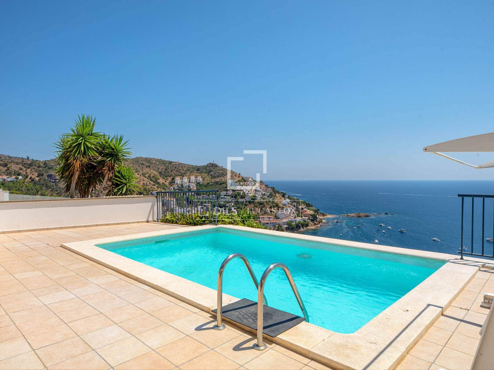3 bedroom Villa for sale in Roses with pool garage - € 980,000 (Ref: 9973967)