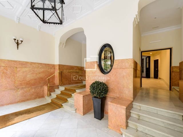 4 soveværelse Lejlighed til salg i Almagro, Madrid by - € 5.400.000 (Ref: 9973969)