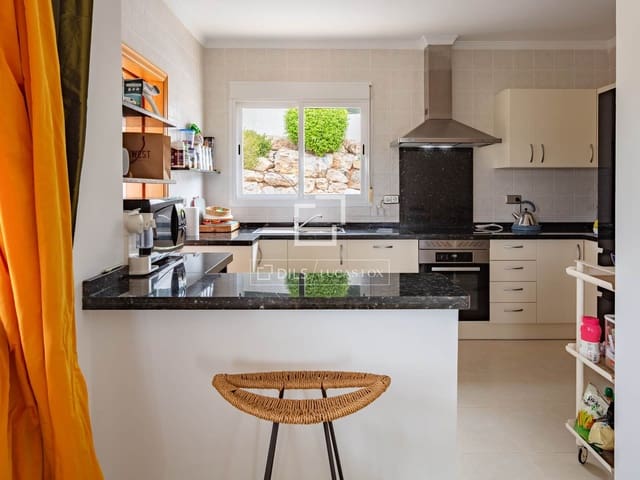 4 soverom Villa til salgs i Javea / Xàbia med svømmebasseng garasje - € 925 000 (Ref: 9974270)