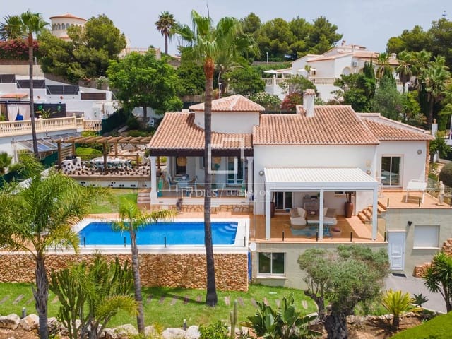 4 soverom Villa til salgs i Javea / Xàbia med svømmebasseng garasje - € 925 000 (Ref: 9974270)