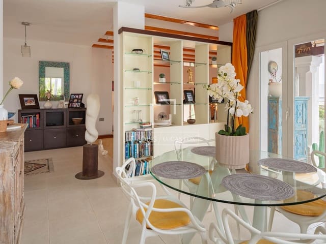 4 soverom Villa til salgs i Javea / Xàbia med svømmebasseng garasje - € 925 000 (Ref: 9974270)