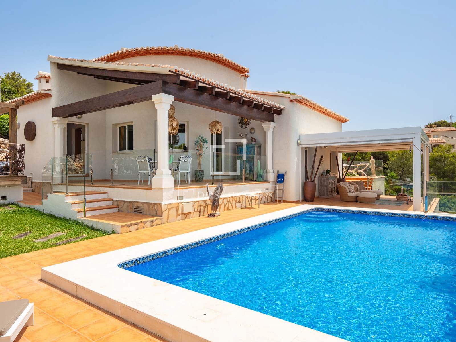4 soverom Villa til salgs i Javea / Xabia med svømmebasseng garasje - € 925 000 (Ref: 9974270)
