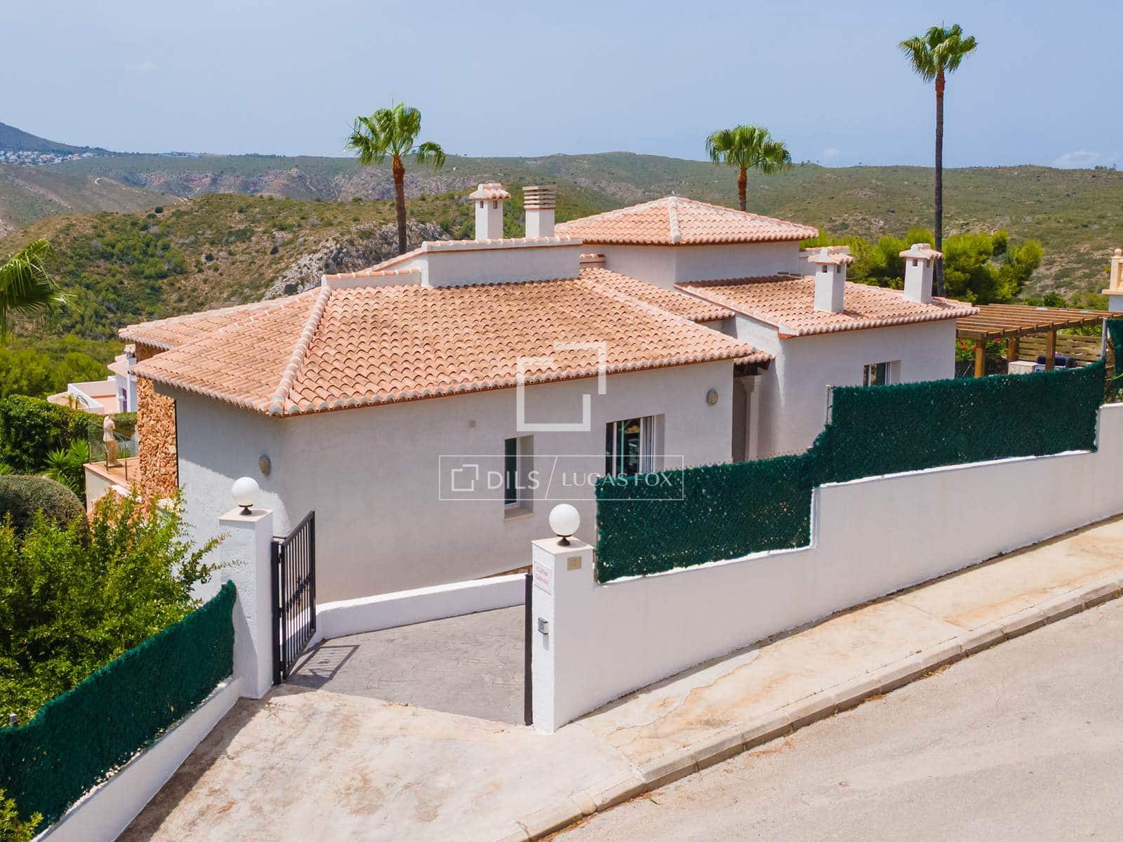 4 soverom Villa til salgs i Javea / Xabia med svømmebasseng garasje - € 925 000 (Ref: 9974270)