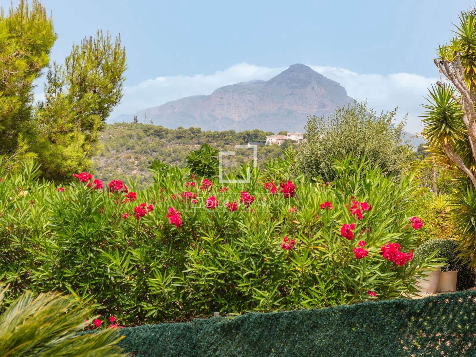 4 soverom Villa til salgs i Javea / Xabia med svømmebasseng garasje - € 925 000 (Ref: 9974270)