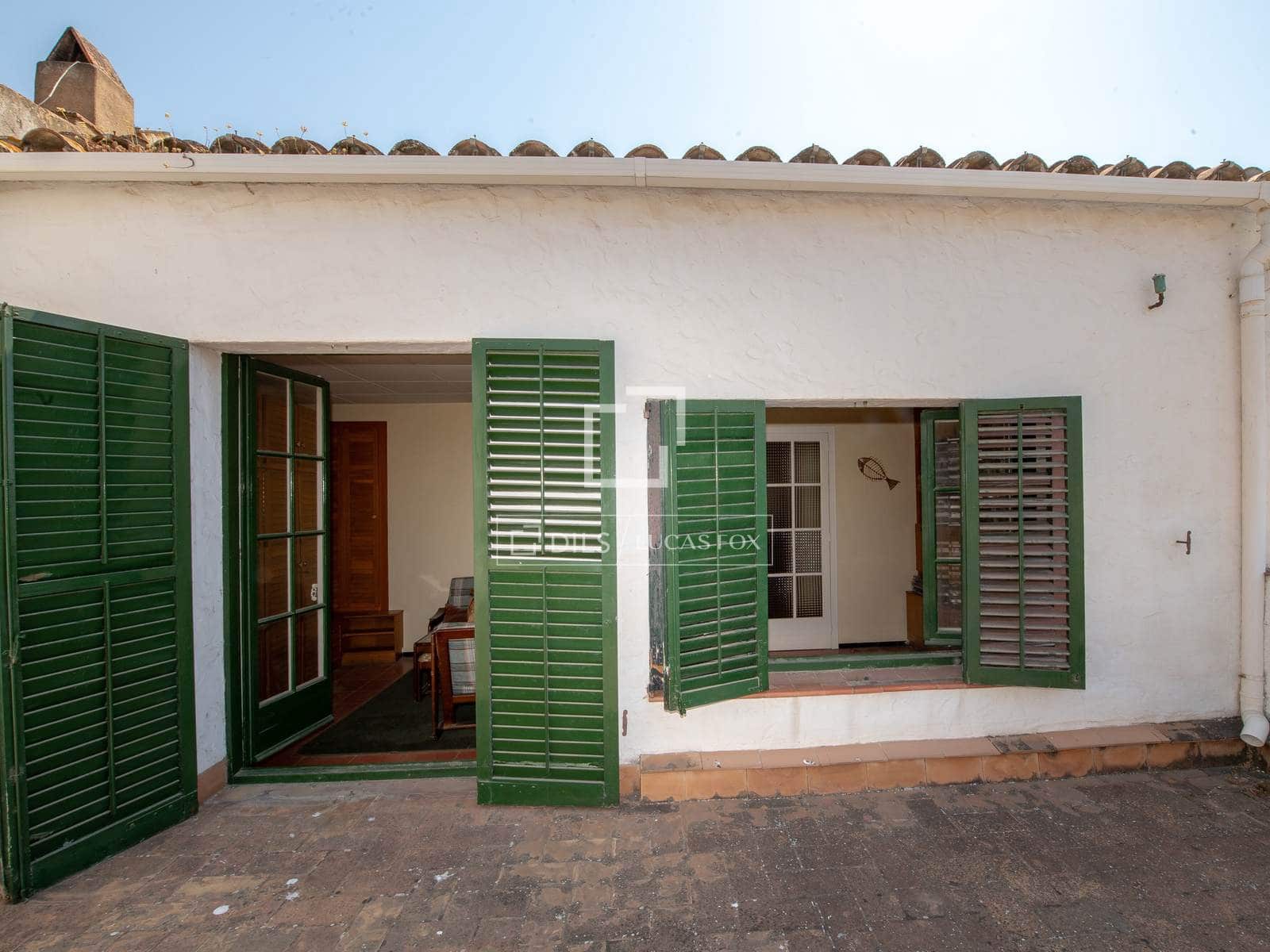 4 slaapkamer Villa te koop in Sant Feliu de Guixols - € 399.000 (Ref: 9974271)